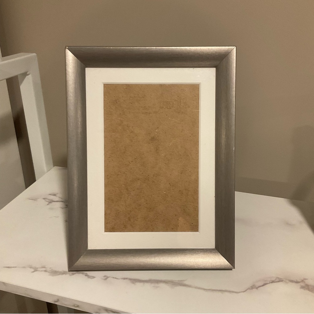8x6 Picture Frame - Picture 2 of 3
